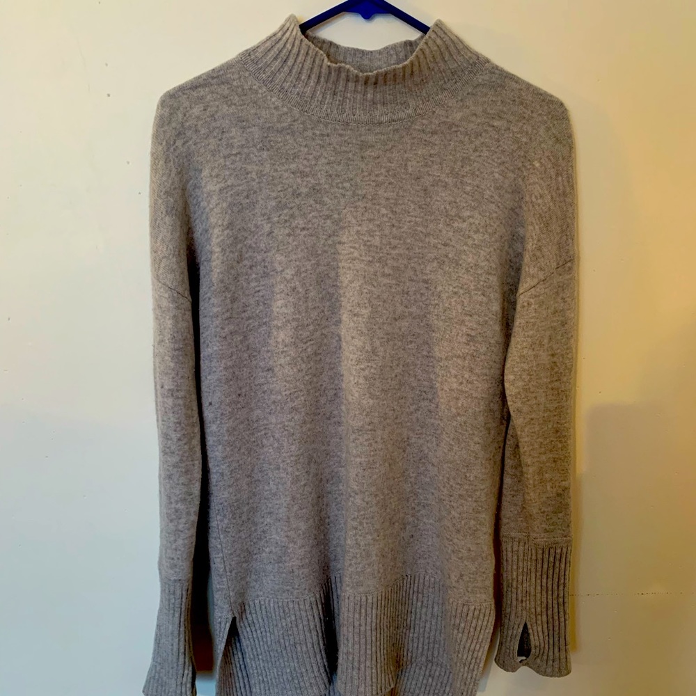 100% 2-ply cashmere sweater